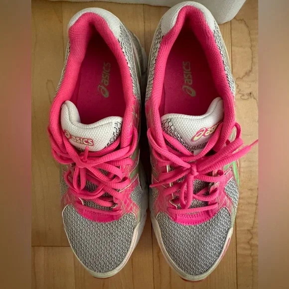 Running shoes - Picture 2 of 7